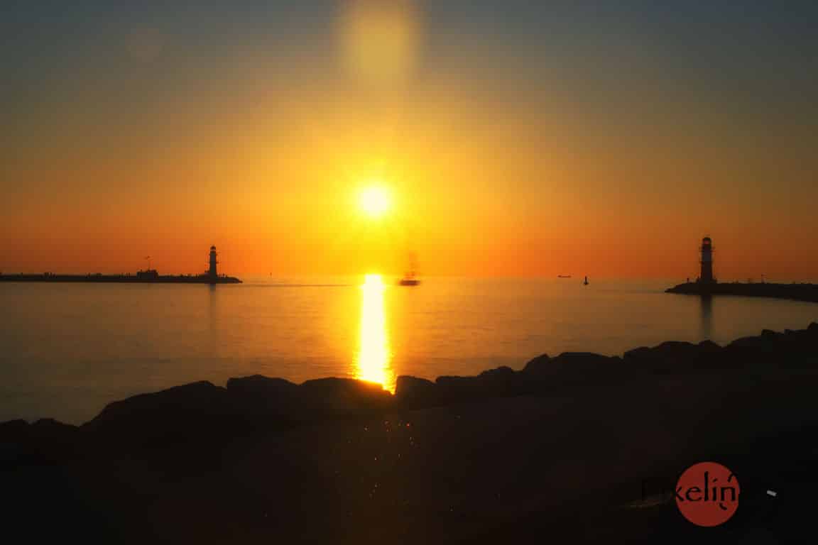 Sonnenuntergang in Warnemünde